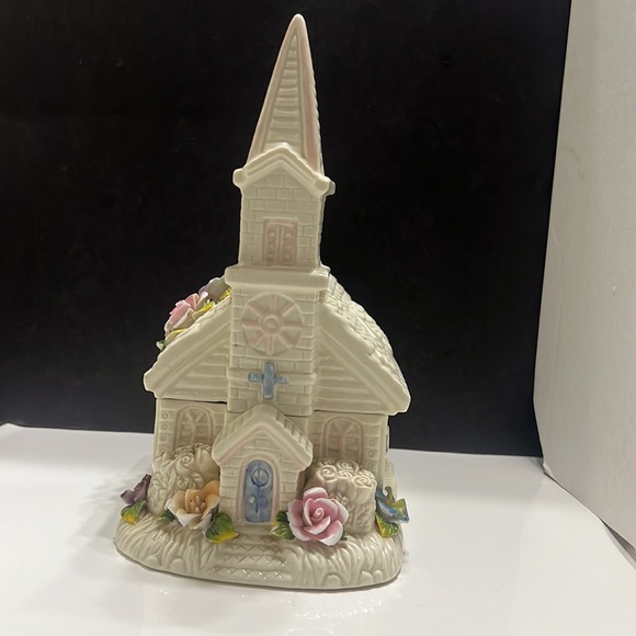 Ceramic Floral Church Music Box, Trinket Box, Jewelry Box - Picture 3 of 13